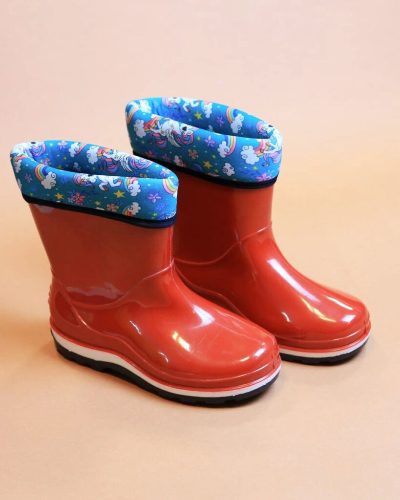 Детские резиновые сапоги