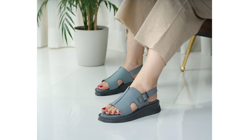 women’s leather orthopedic slippers